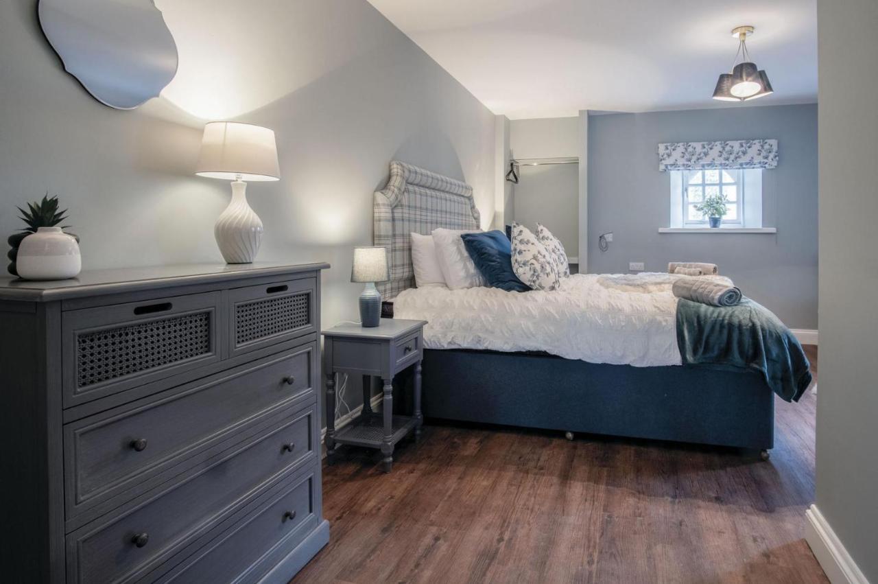 The Stables - 2 Bedroom Cottage - Princes Gate Ludchurch エクステリア 写真