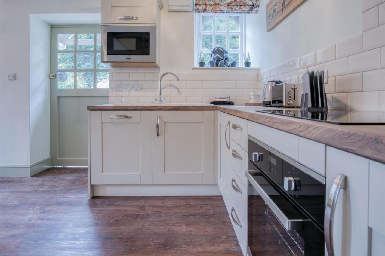 The Stables - 2 Bedroom Cottage - Princes Gate Ludchurch エクステリア 写真