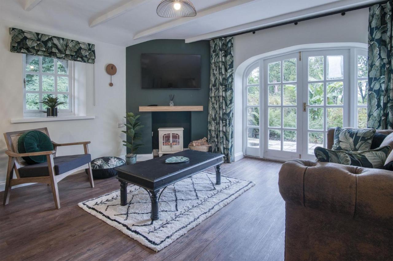 The Stables - 2 Bedroom Cottage - Princes Gate Ludchurch エクステリア 写真