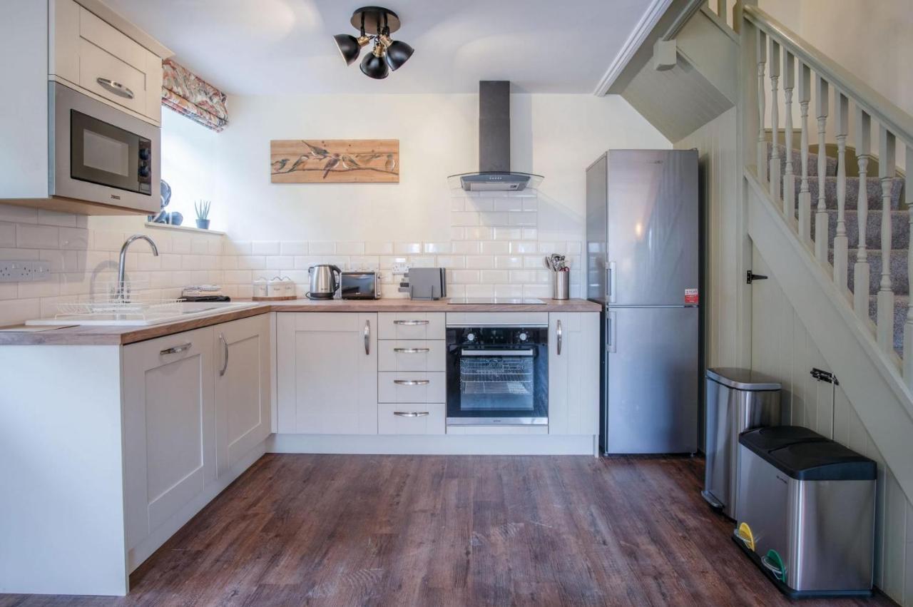 The Stables - 2 Bedroom Cottage - Princes Gate Ludchurch エクステリア 写真