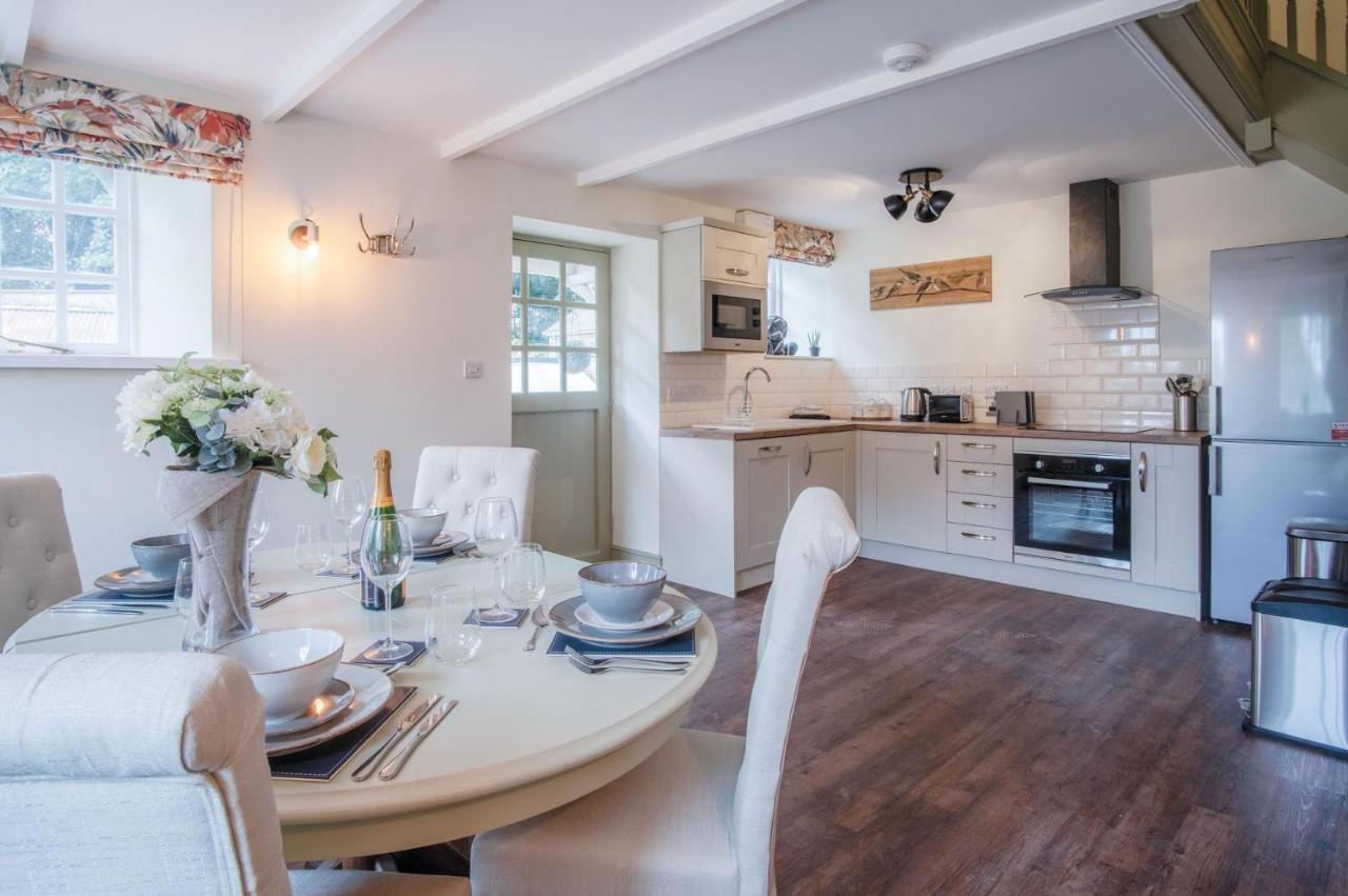The Stables - 2 Bedroom Cottage - Princes Gate Ludchurch エクステリア 写真
