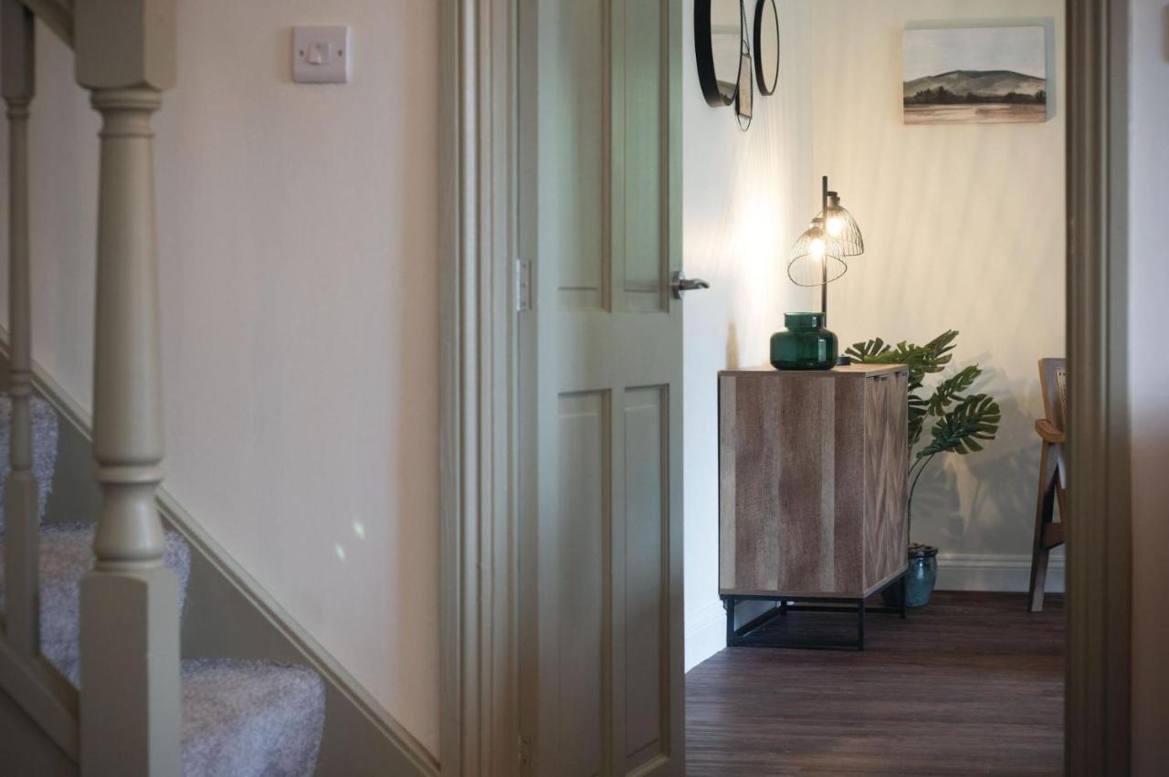 The Stables - 2 Bedroom Cottage - Princes Gate Ludchurch エクステリア 写真